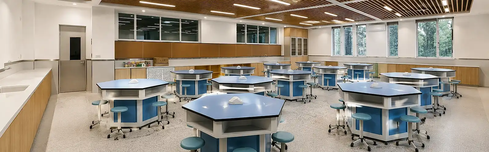 lab tables for schools