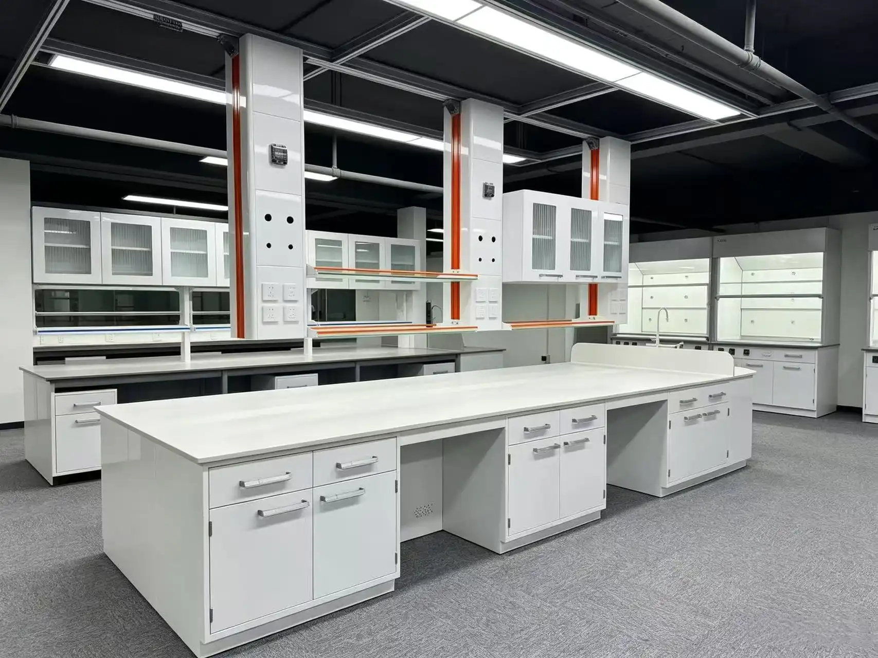Luoyang Youken Guangzhou Showroom Officially Opens, Showcasing Professional Laboratory Solutions